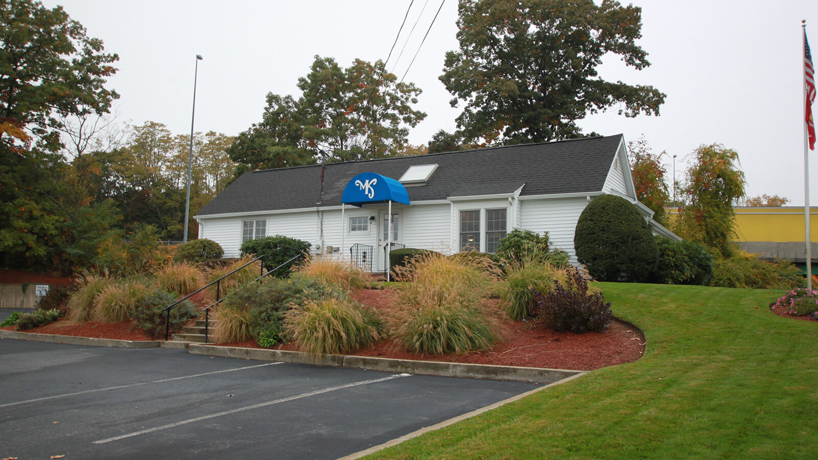 Office Building for sale 2,500 sf Auburn, MA